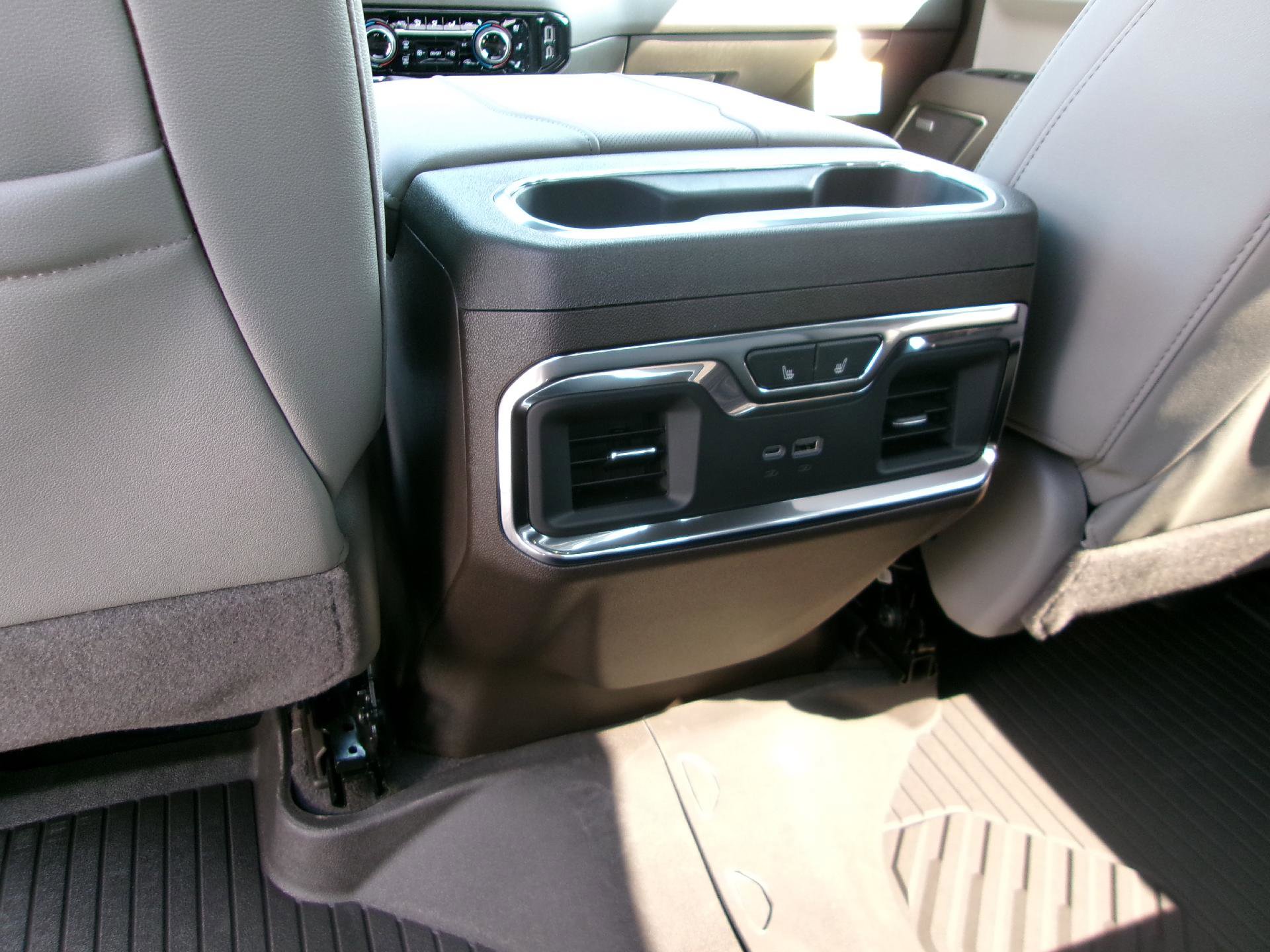 New 2026 Chevrolet Silverado 1500 LTZ w/ LTZ Premium Package AWD/4WD image 26