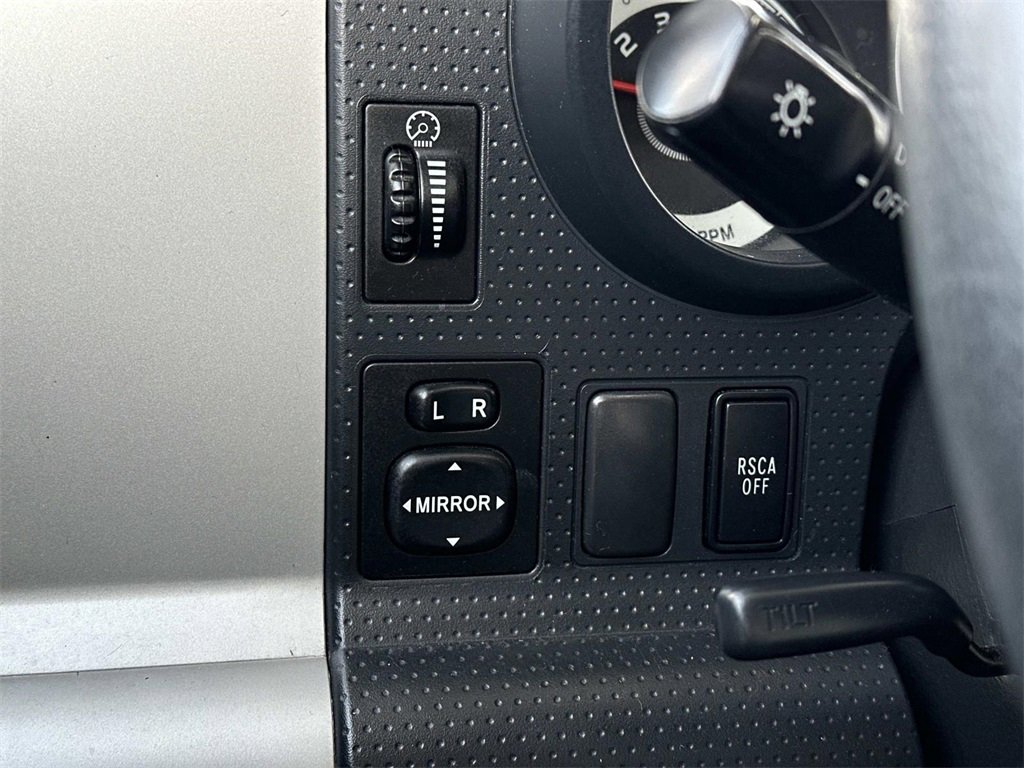 Used 2014 Toyota FJ Cruiser 4WD w/ Upgrade Package image 26