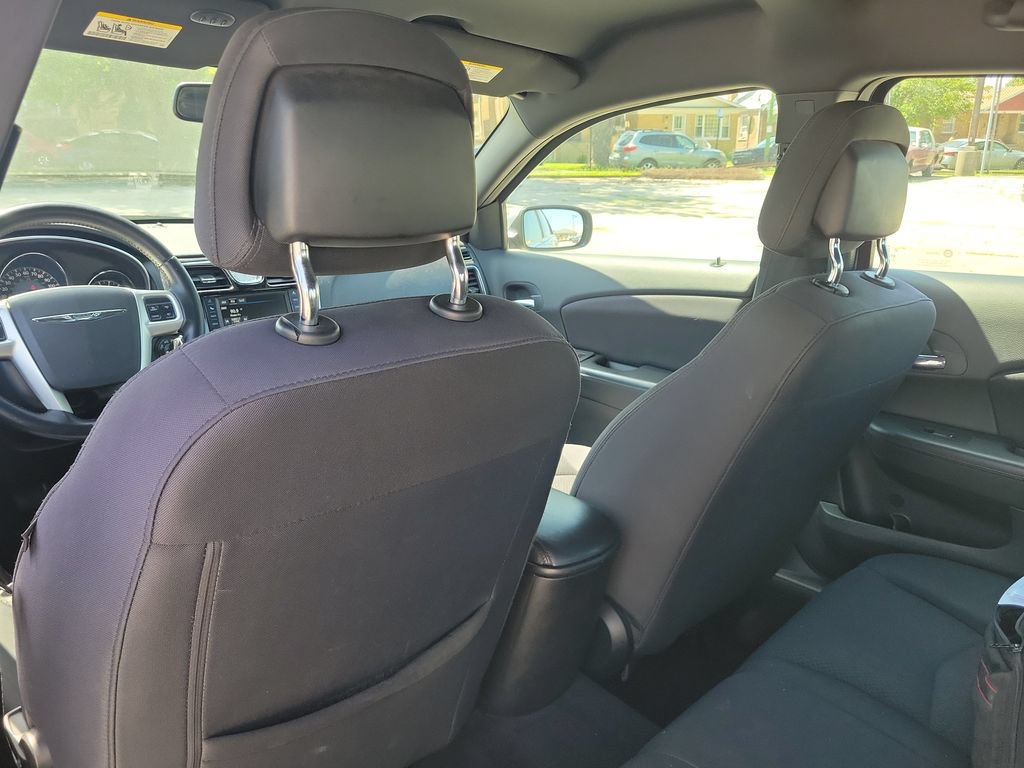 Used 2014 Chrysler 200 Touring w/ 200 S Group FWD image 9