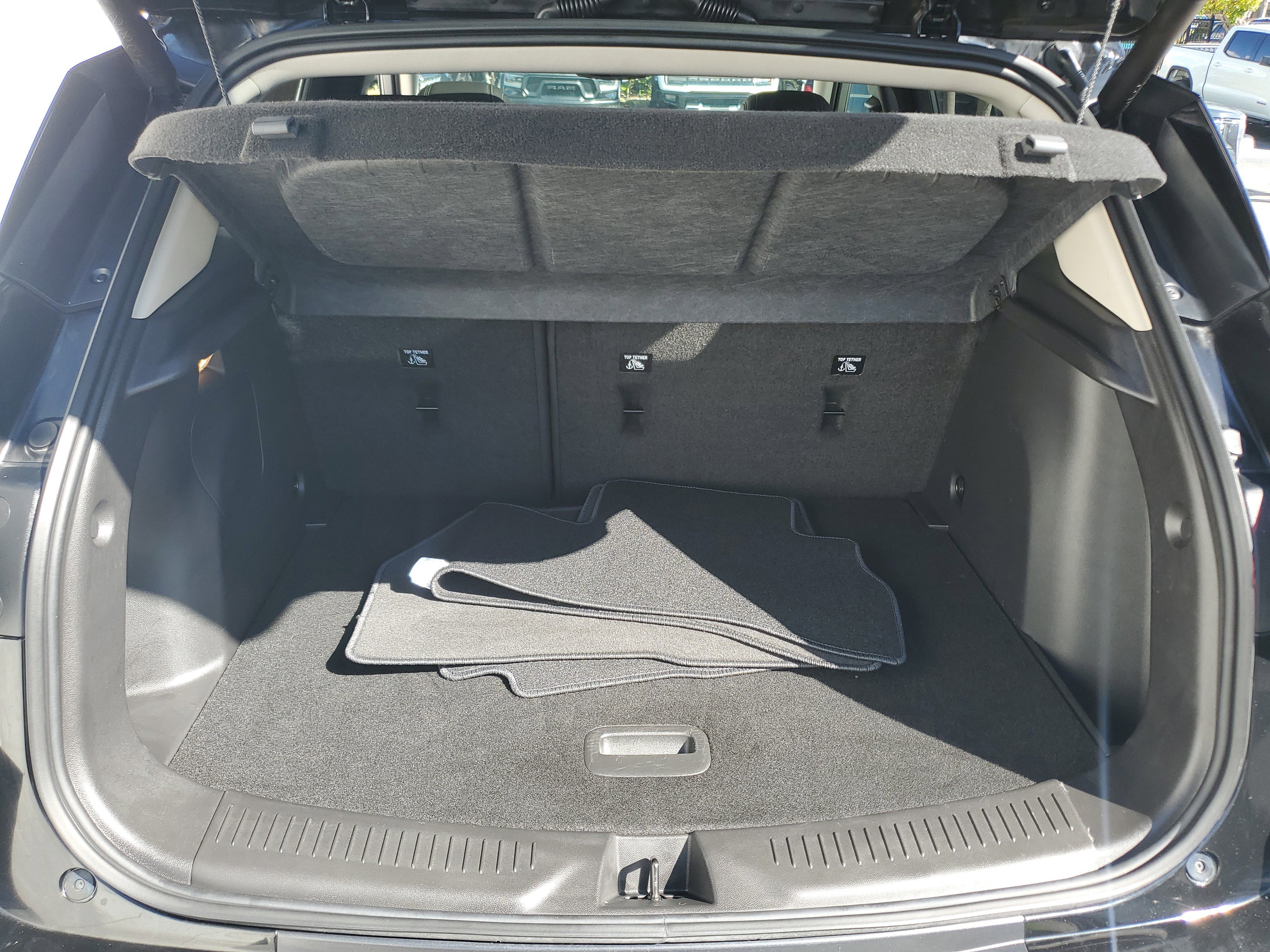 Used 2023 Buick Encore GX Essence w/ Experience Buick Package image 8