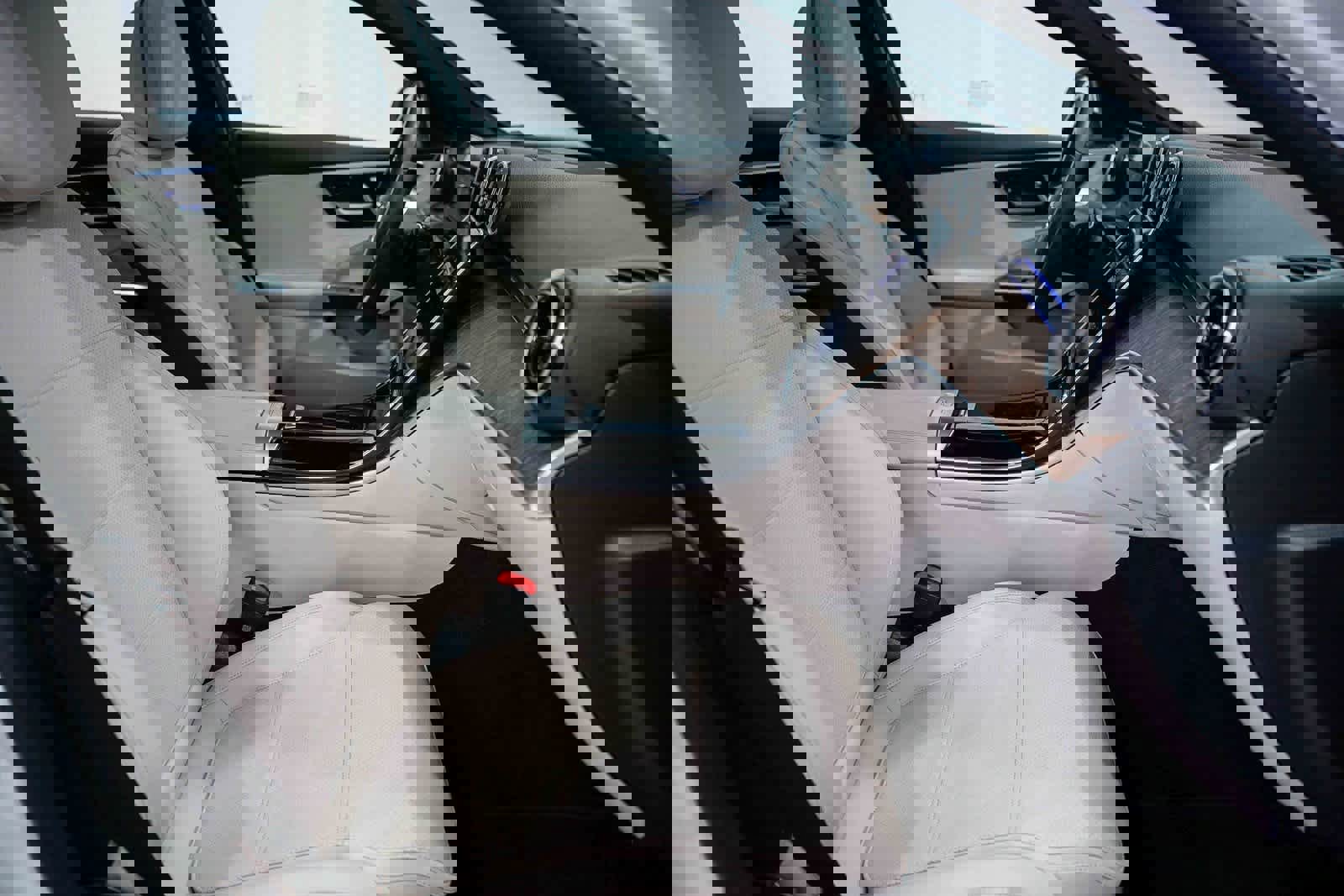 Used 2025 Mercedes-Benz C 300 Sedan image 16