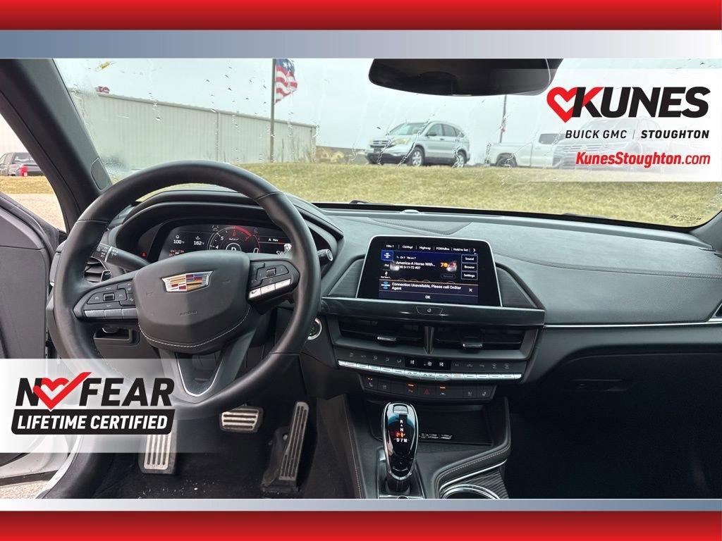 Used 2025 Cadillac CT4 V image 39