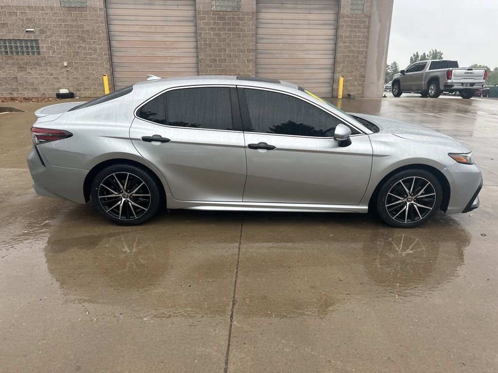 Used 2021 Toyota Camry SE w/ Cold Weather Package AWD/4WD image 36