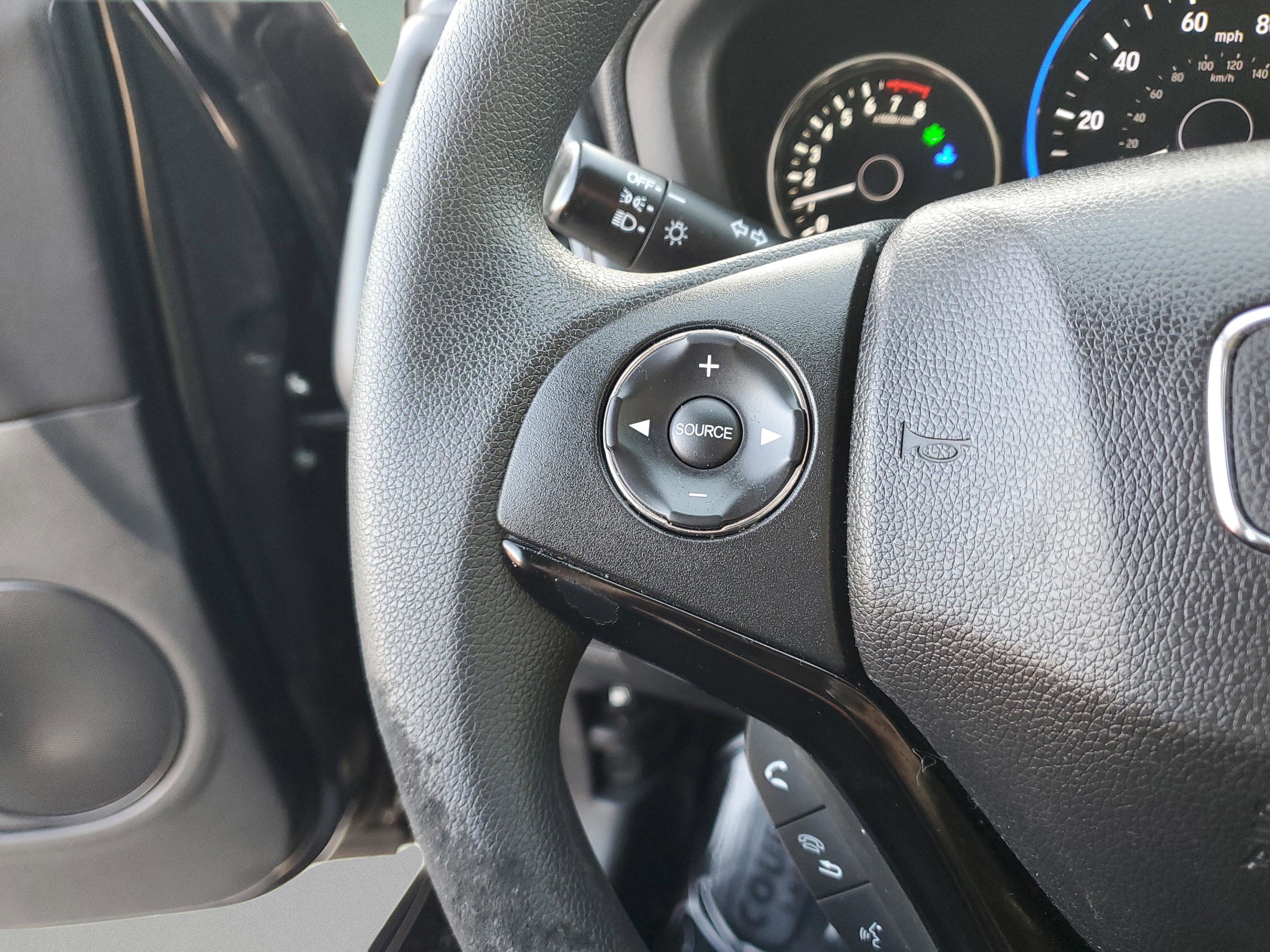 Used 2017 Honda HR-V LX image 27