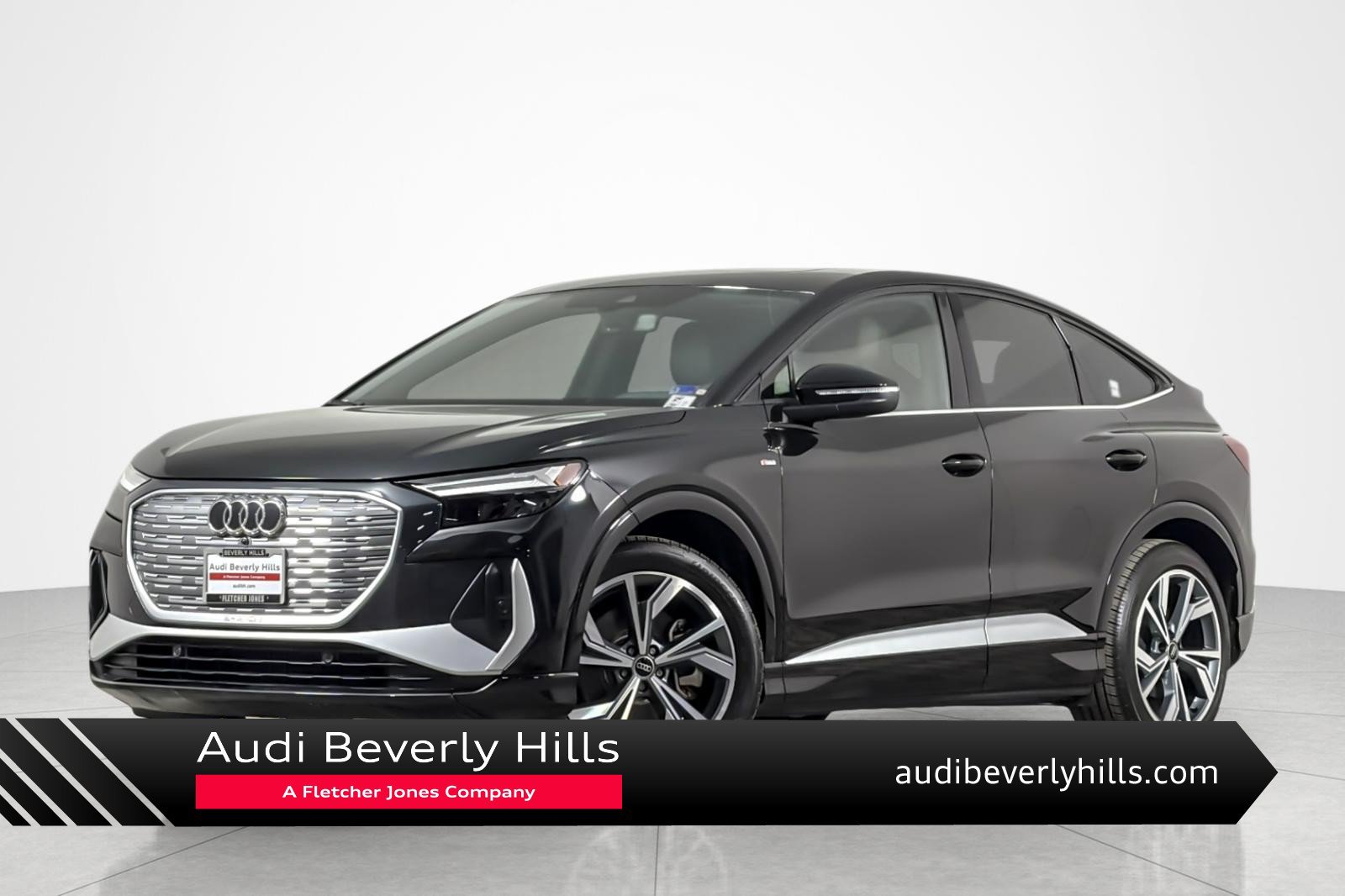 Used 2025 Audi Q4 e-tron Premium Plus w/ Premium Plus AWD/4WD image 1