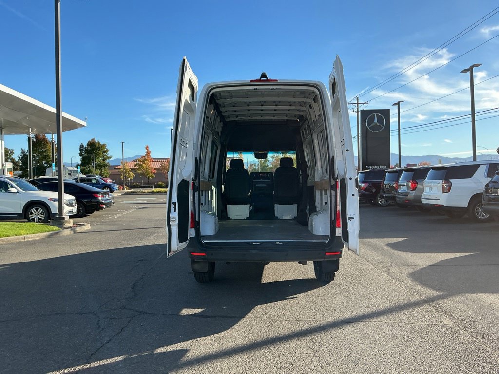 Used 2019 Mercedes-Benz Sprinter 144 image 22