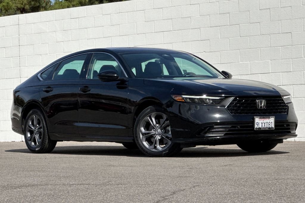 Certified 2024 Honda Accord EX-L image 2