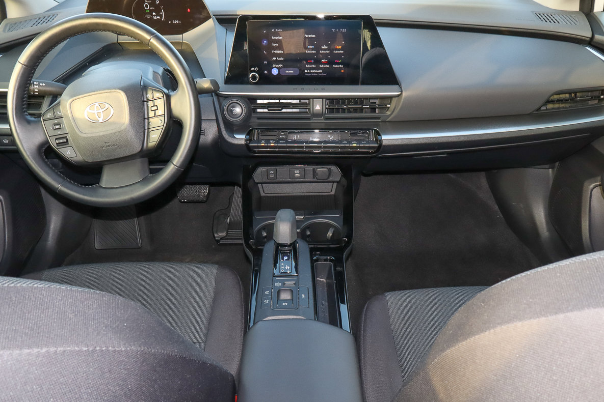 Used 2024 Toyota Prius LE image 10