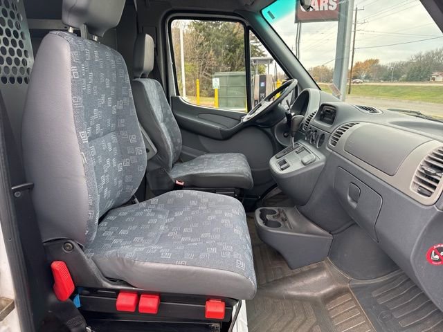 Used 2004 Dodge Sprinter 2500 w/ PWR Convenience Group image 19
