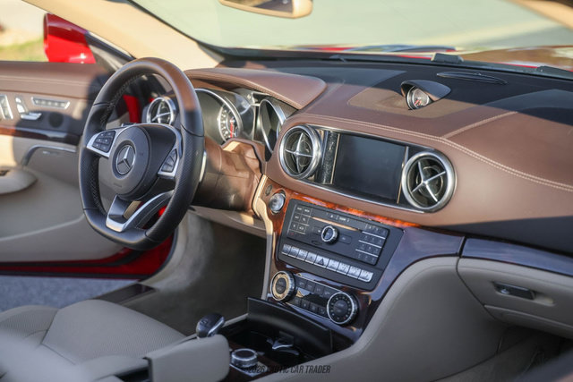 Used 2017 Mercedes-Benz SL 450 image 34