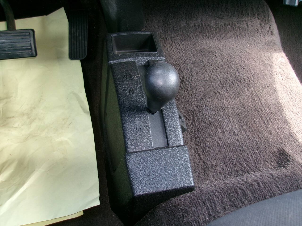 Used 2008 Chevrolet Silverado 2500 W/T AWD/4WD image 16