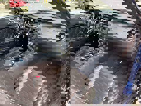 Used 2010 Ford Mustang Coupe image 68