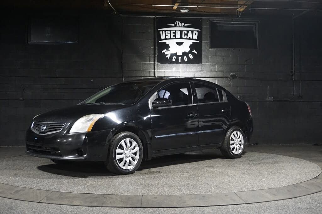 Used 2010 Nissan Sentra 2.0 S w/ Convenience Pkg FWD image 1