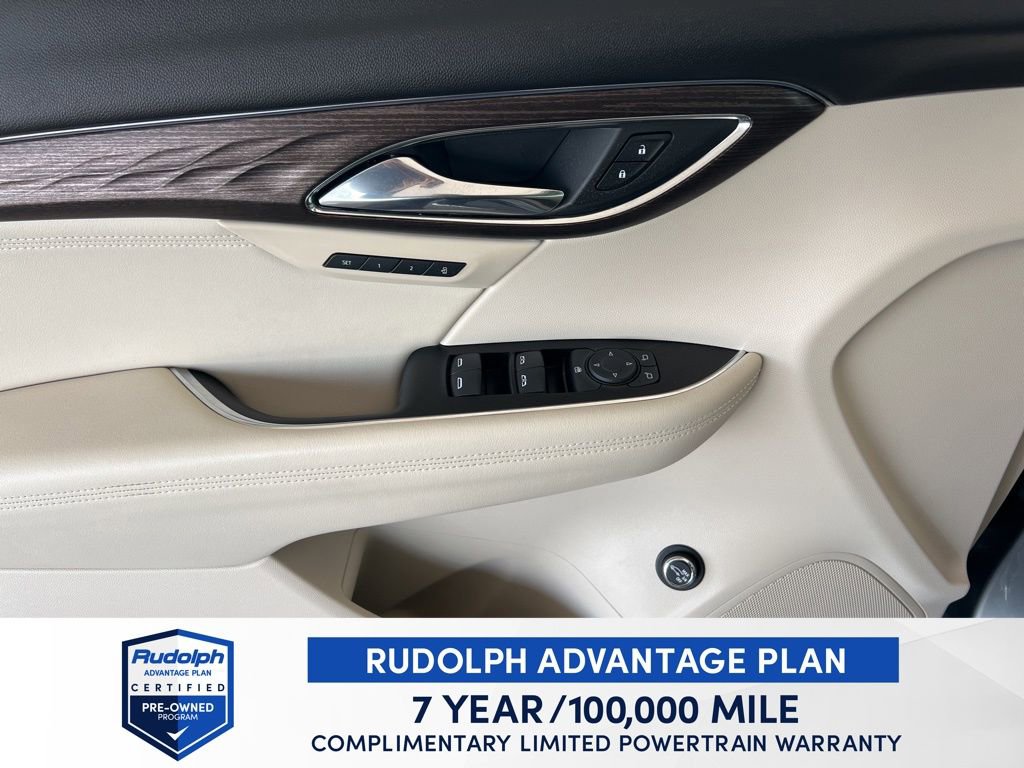 Used 2023 Buick Envision Avenir image 11