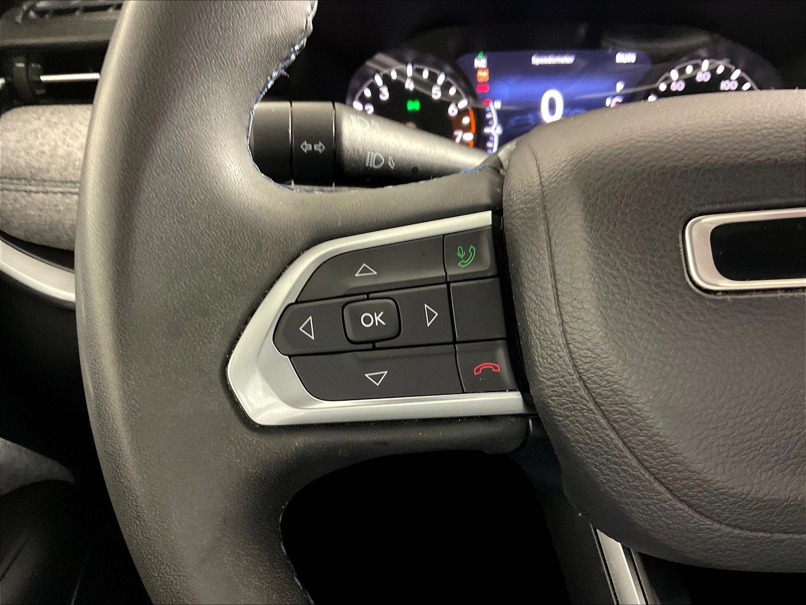Used 2022 Jeep Compass Latitude FWD image 12