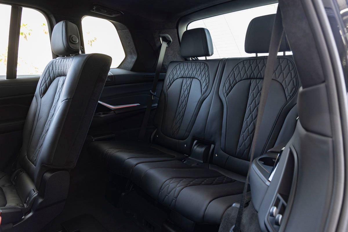 Used 2025 BMW X7 M60i AWD/4WD image 24