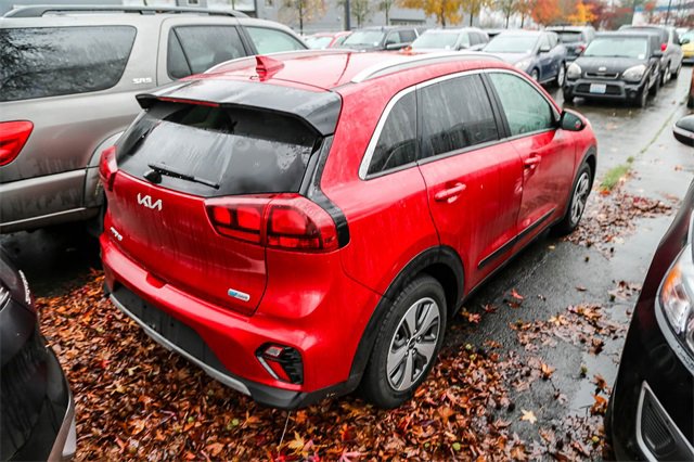 Used 2022 Kia Niro LX image 9