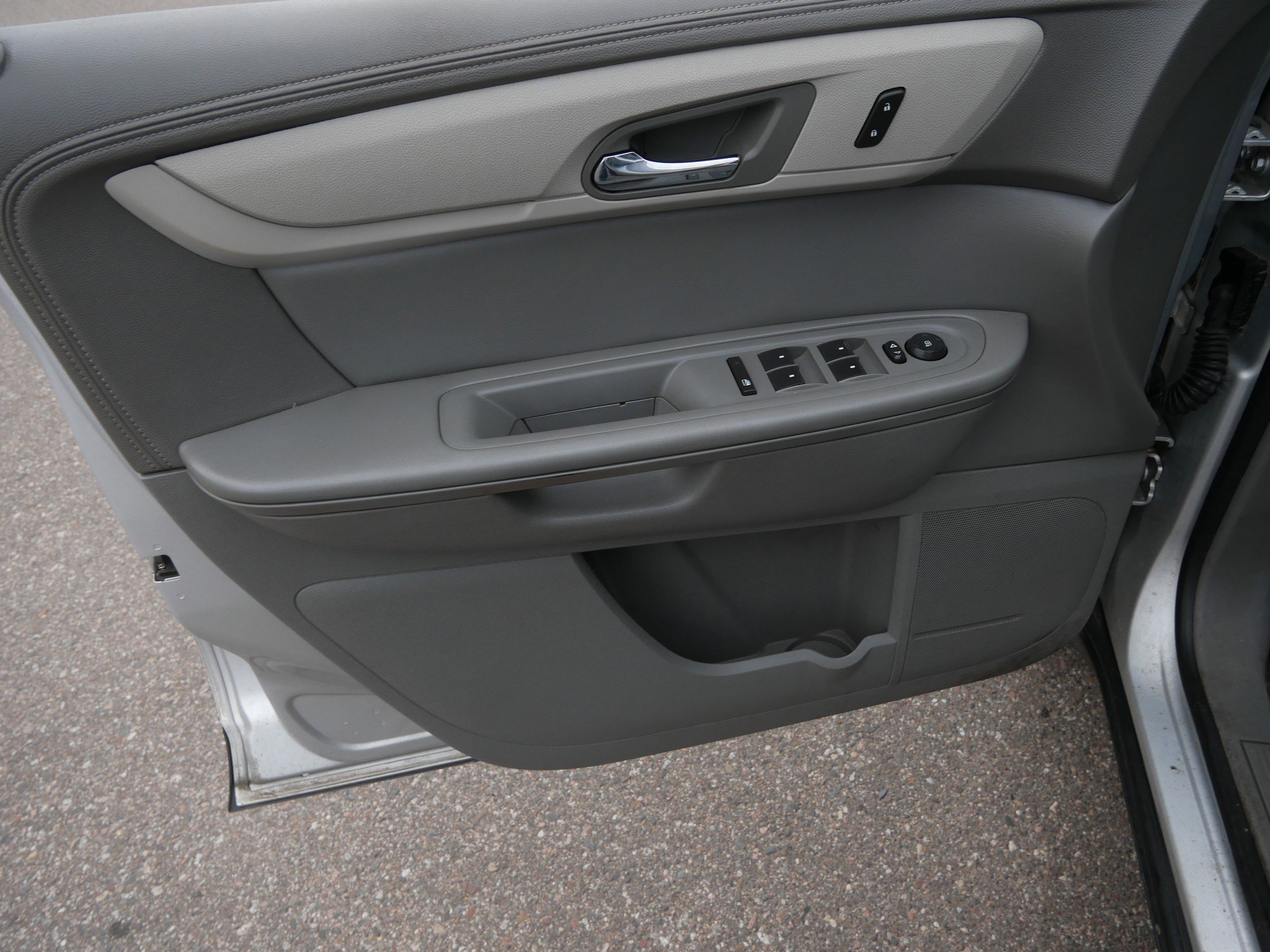 Used 2016 Chevrolet Traverse LS AWD/4WD image 20