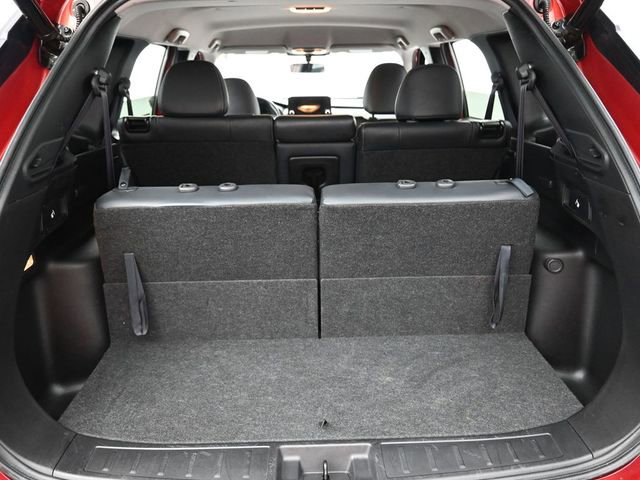 Used 2024 Mitsubishi Outlander SE image 30