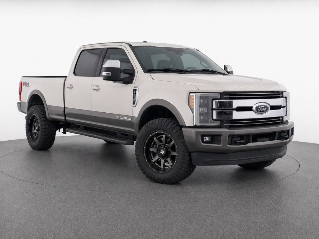 Used 2017 Ford F250 King Ranch w/ FX4 Off-Road Package AWD/4WD image 5