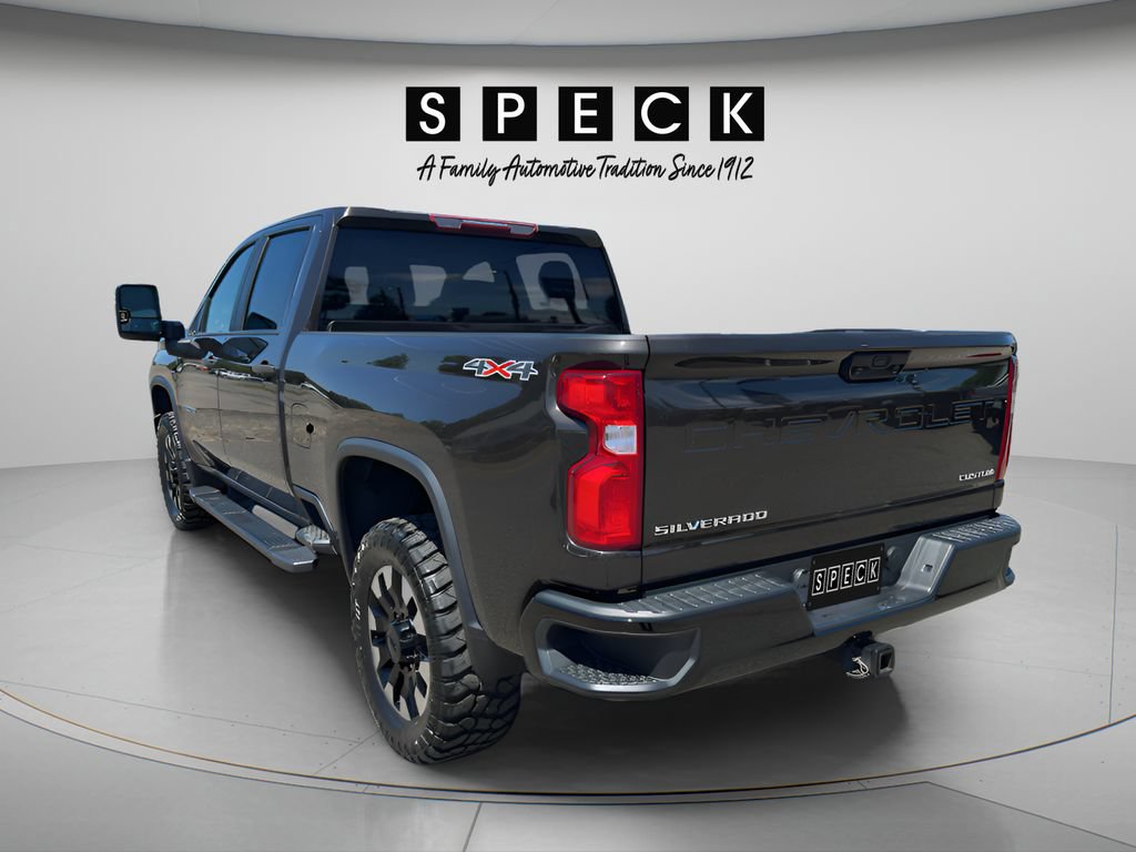 Used 2020 Chevrolet Silverado 2500 Custom w/ Custom Value Package AWD/4WD image 3