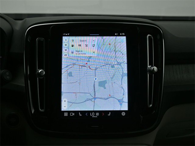 Used 2024 Volvo XC40 B5 Plus image 14