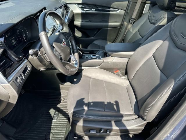 Used 2024 Cadillac XT6 Premium Luxury w/ LPO, Floor Liner Package AWD/4WD image 20