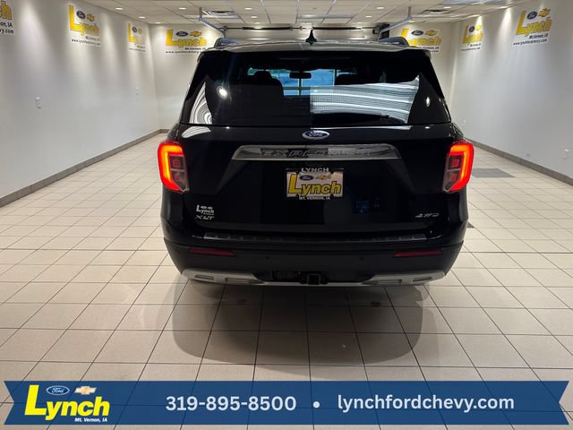 Used 2024 Ford Explorer XLT w/ Equipment Group 202A AWD/4WD image 29