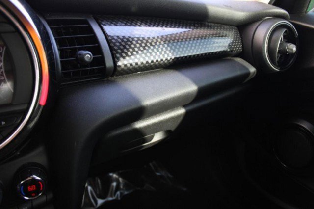 Used 2017 MINI Cooper S image 9