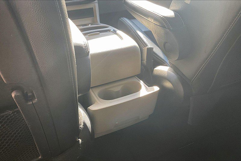 Used 2020 Dodge Grand Caravan SXT image 10