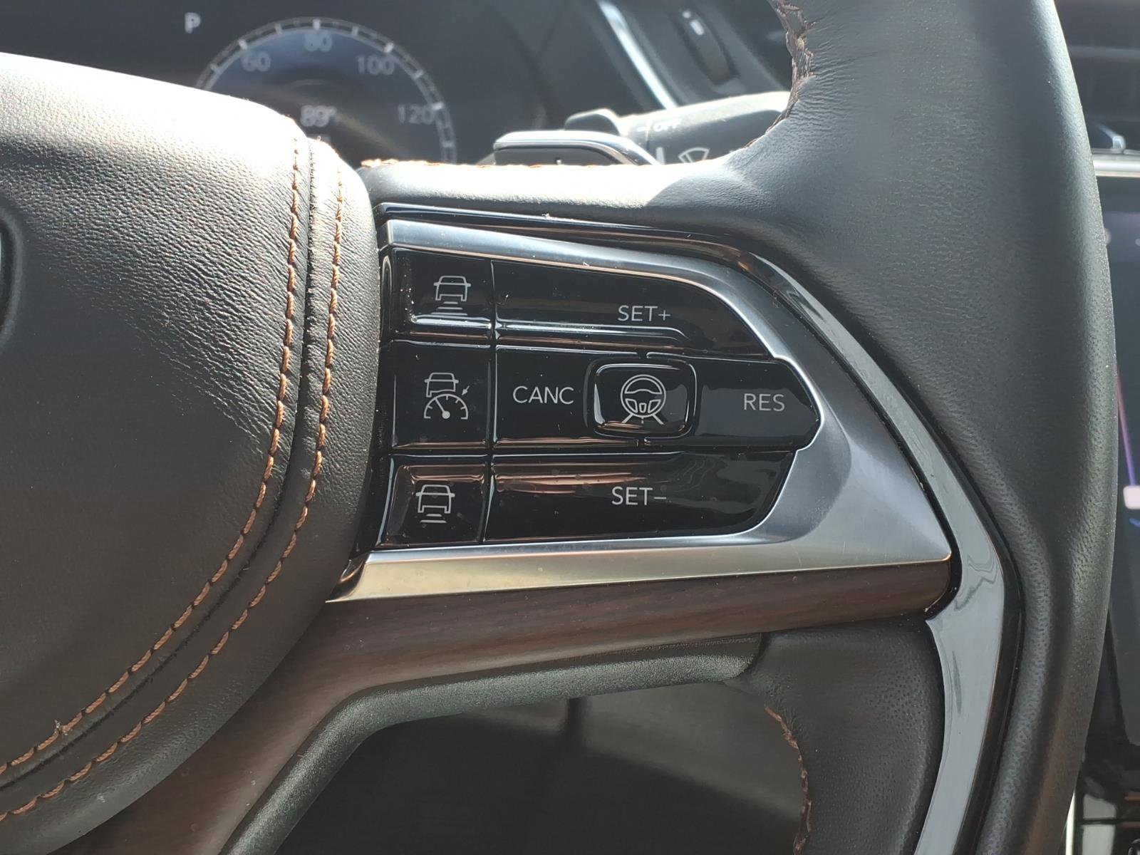 Certified 2024 Jeep Grand Cherokee L Summit AWD/4WD image 15