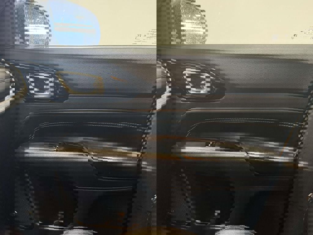 Used 2023 Jeep Compass High Altitude image 31