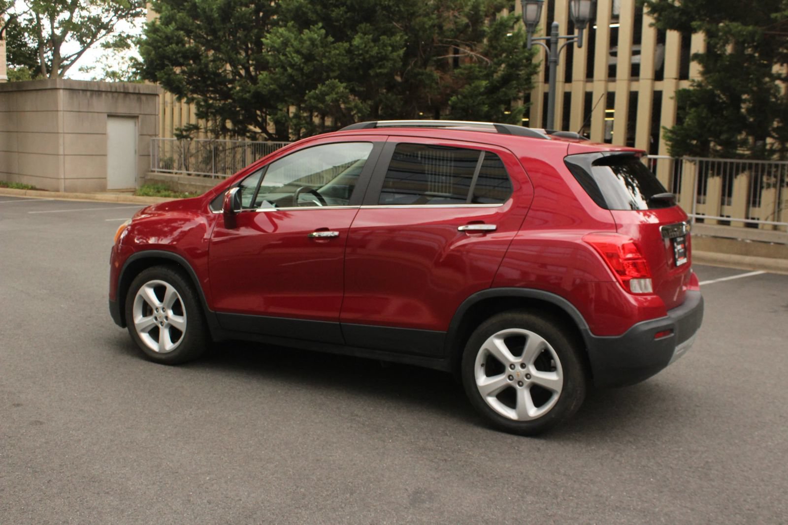 Used 2015 Chevrolet Trax LTZ FWD image 9