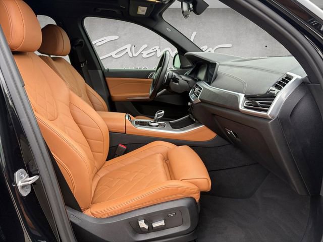 Used 2023 BMW X5 xDrive40i w/ Executive Package image 24