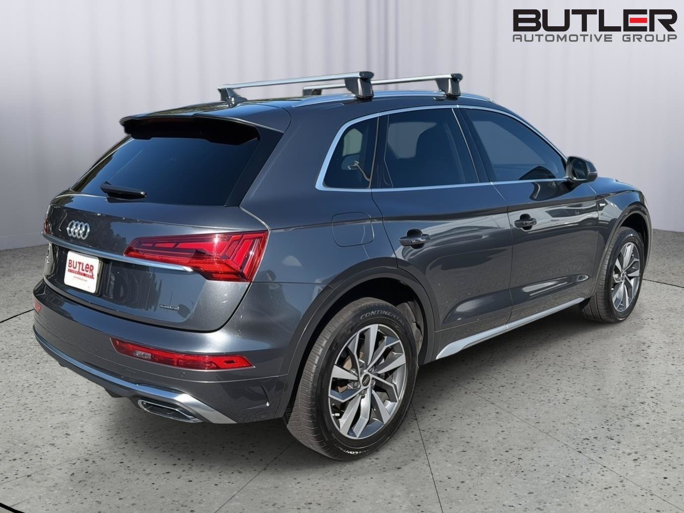 Used 2023 Audi Q5 2.0T Premium Plus w/ Premium Plus Package AWD/4WD image 6