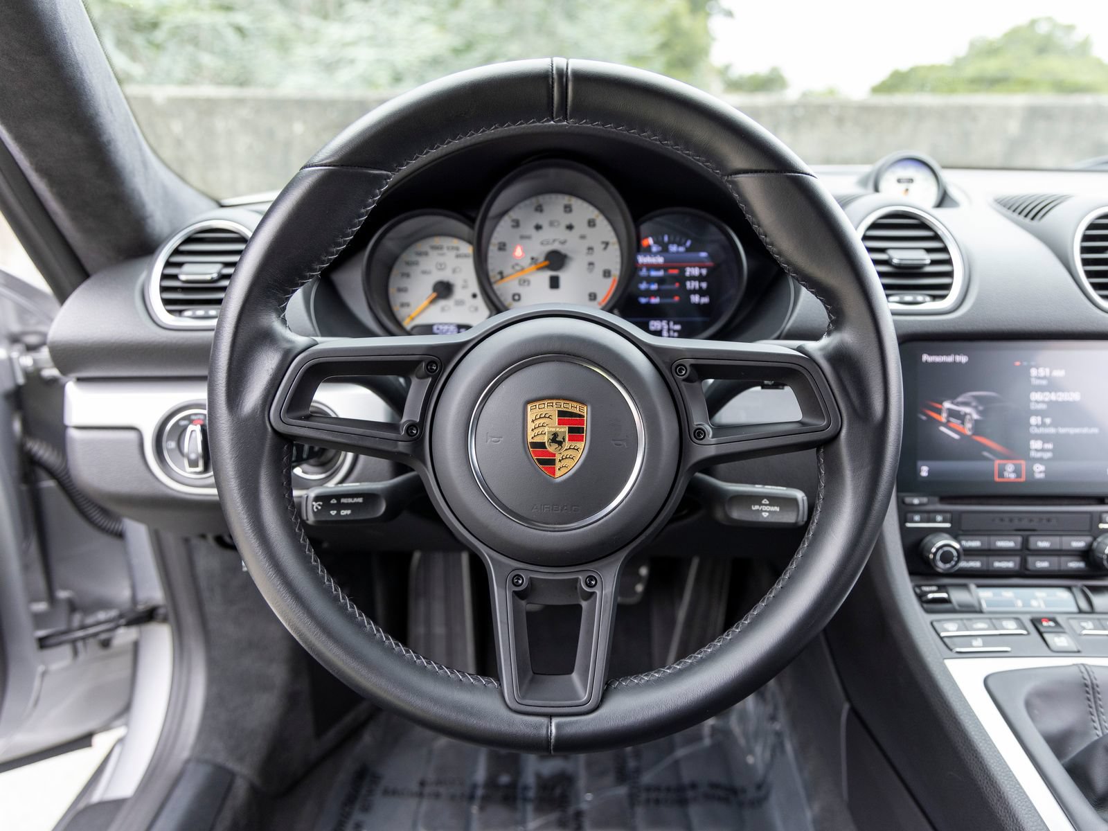 Certified 2020 Porsche 718 Cayman GT4 RWD image 39