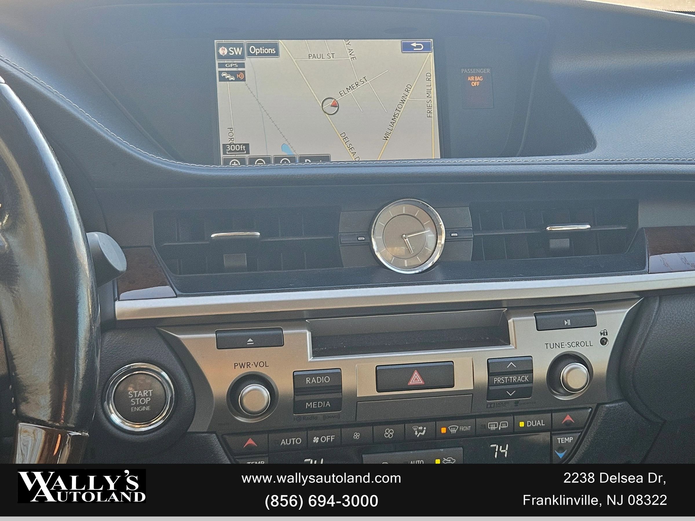 Used 2015 Lexus ES 350 w/ Luxury Package image 38