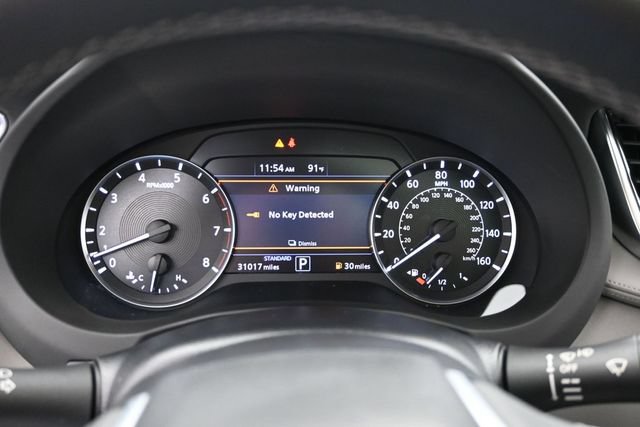 Used 2023 INFINITI QX50 Luxe w/ Accent Package FWD image 21