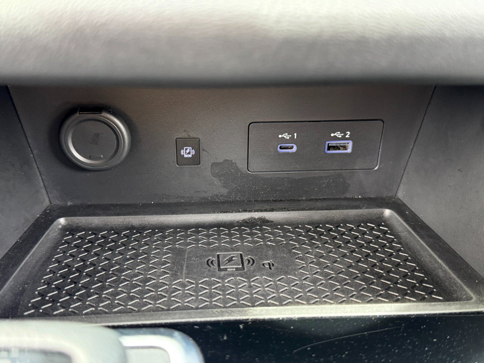 Used 2025 Nissan Pathfinder SL AWD/4WD image 27