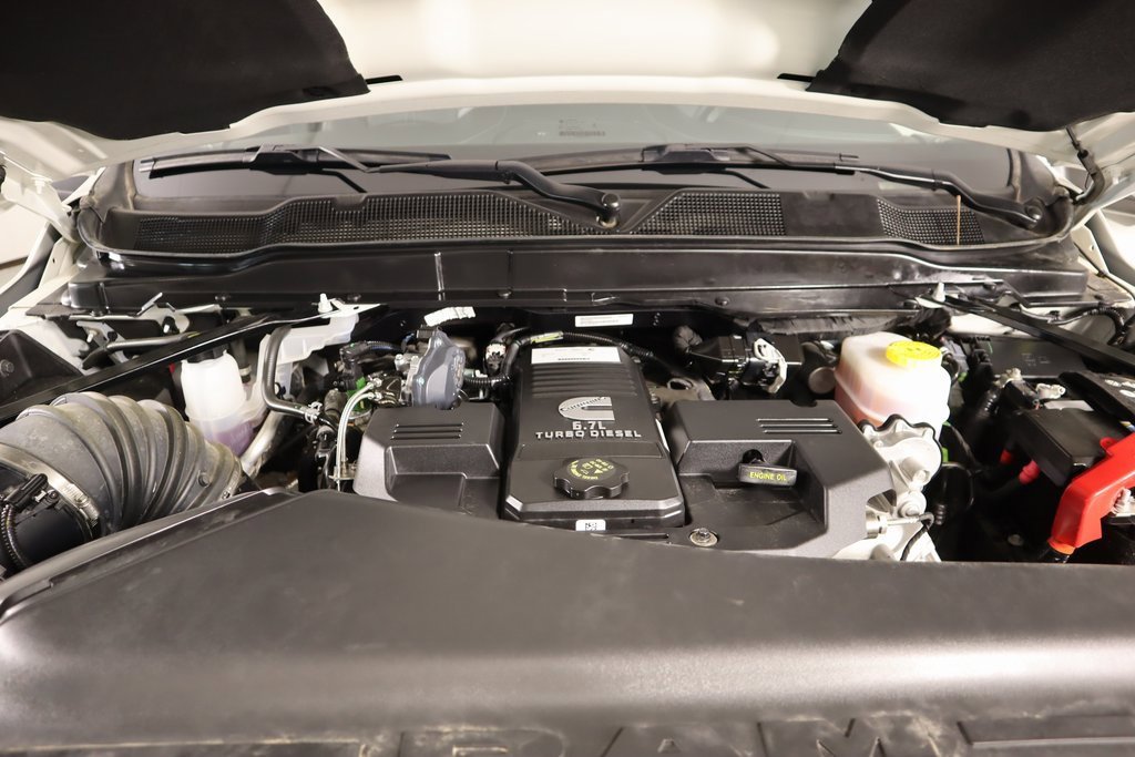 Used 2024 RAM 3500 Limited image 19