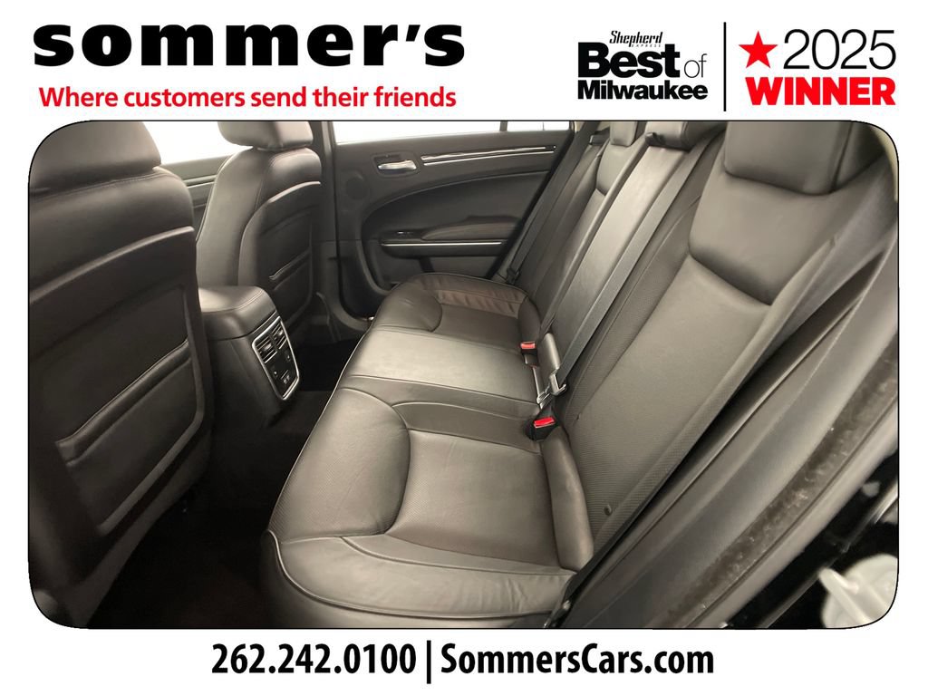 Used 2019 Chrysler 300 Limited w/ Safetytec Plus Group AWD/4WD image 23
