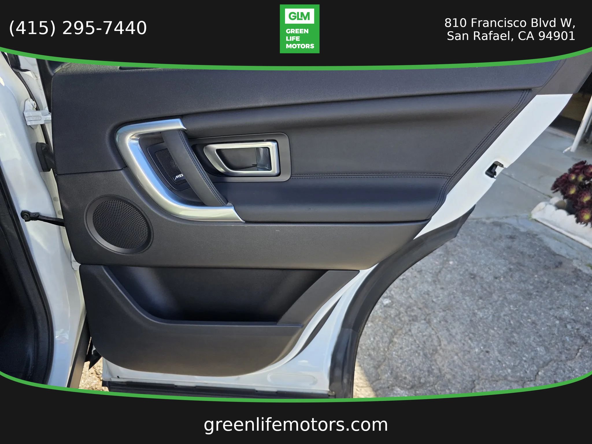 Used 2017 Land Rover Discovery Sport HSE AWD/4WD image 17