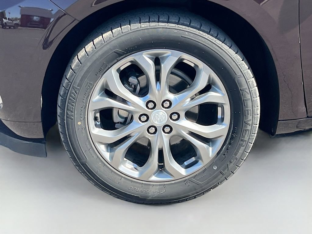 Used 2020 Buick Enclave Avenir w/ Avenir Technology Package FWD image 34