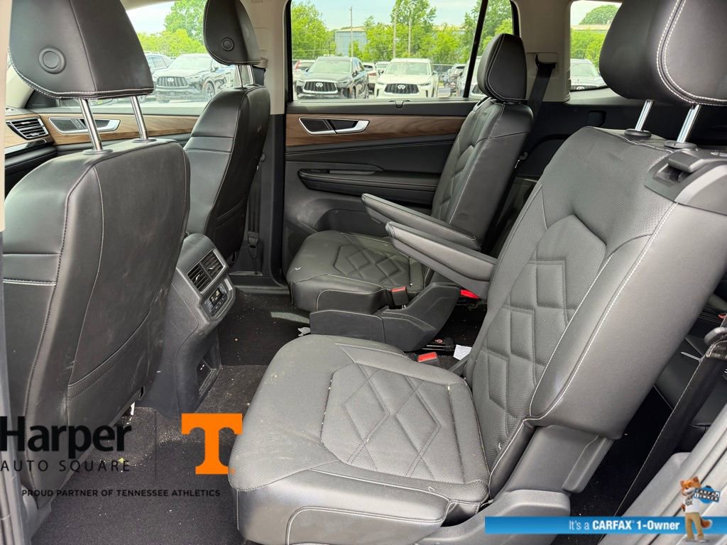 Used 2024 Volkswagen Atlas SE w/ Panoramic Sunroof Package AWD/4WD image 10