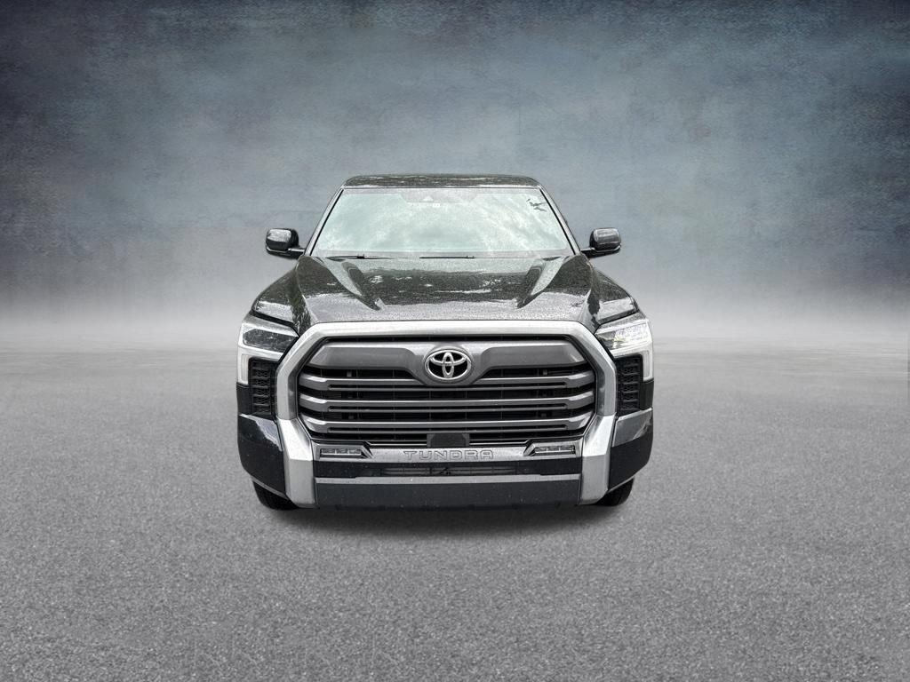 Used 2025 Toyota Tundra Limited AWD/4WD image 2