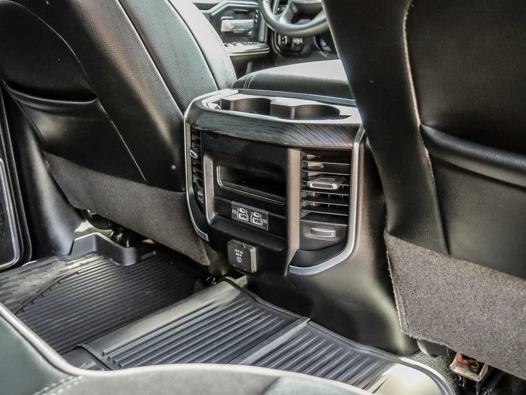 Used 2024 RAM 2500 Laramie w/ Sport Appearance Package AWD/4WD image 29