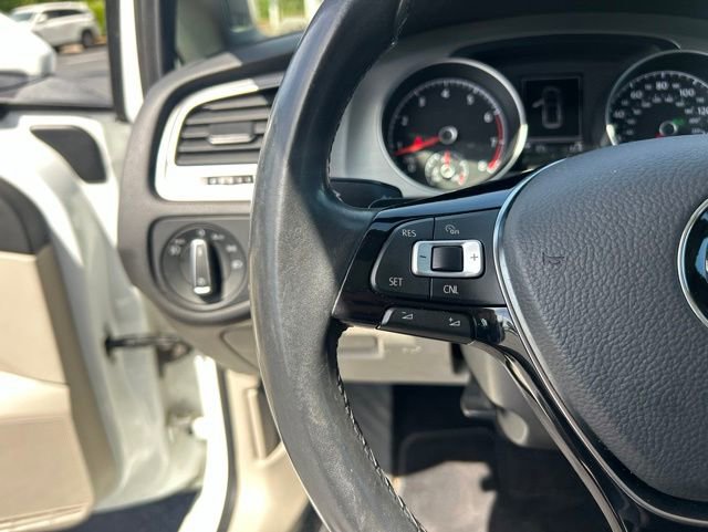 Used 2016 Volkswagen Golf SE FWD image 10