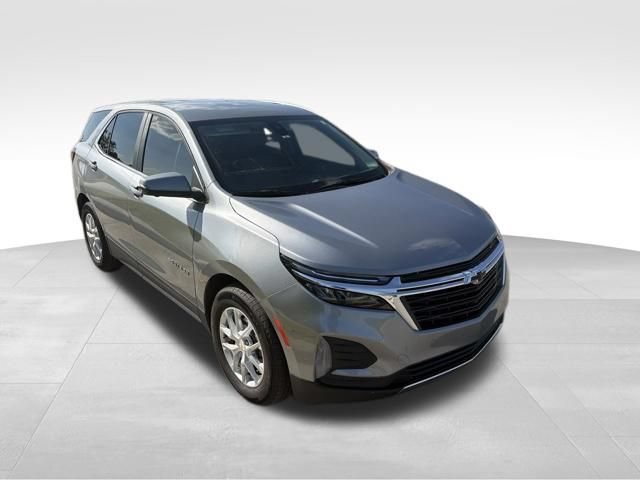 Used 2024 Chevrolet Equinox LT FWD image 1