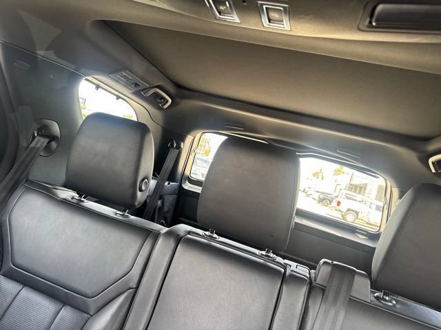 Used 2020 Land Rover Discovery SE AWD/4WD image 15