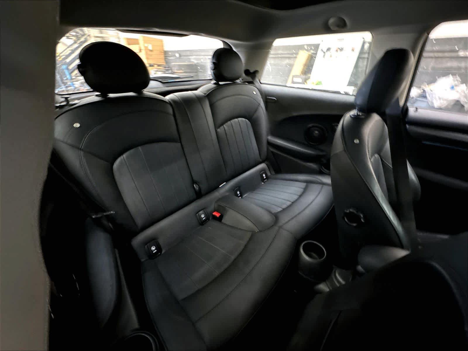 Used 2024 MINI Cooper SE FWD image 29